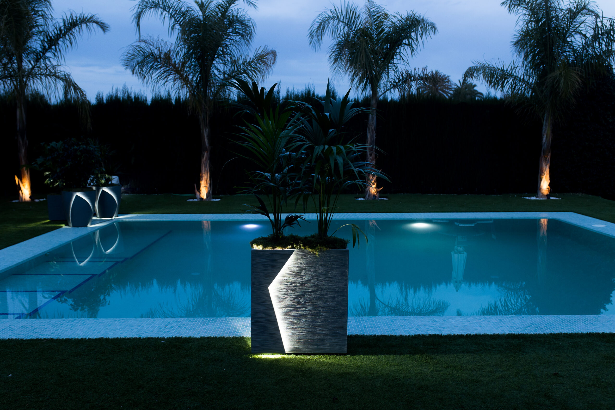 Lucero Solari: LED-upplysta designkrukor, state of the art!